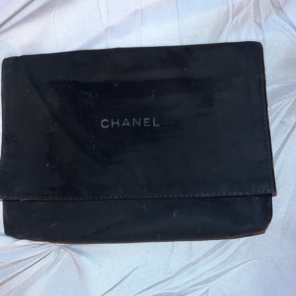 💯Authenic Chanel WOC - Picture 11 of 11